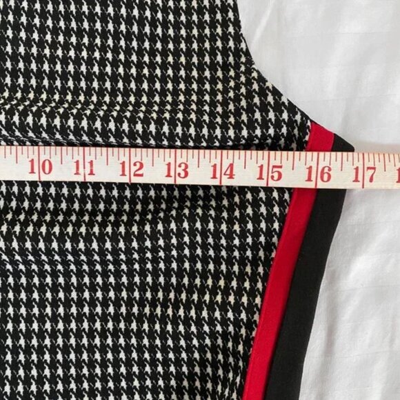 🎬✨ Design Lab - Lord & Taylor - Houndstooth Crop Top - Picture 4 of 9
